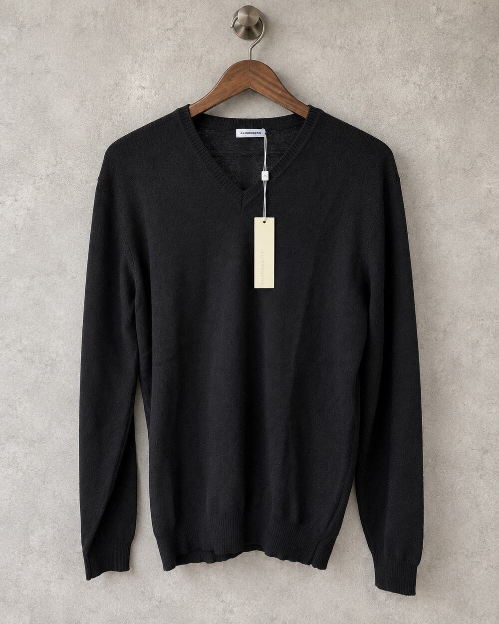 J.Lindeberg Black Wool Cashmere Blend V-Neck Sweater NWT
